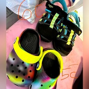 Toddler shoes crocs 5 c Oshkosh 6c